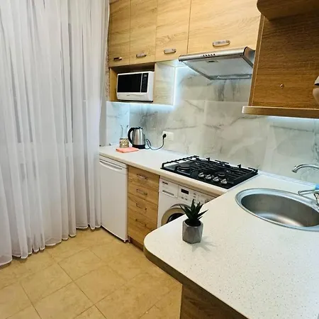 Apartment Near The Aquapark Lviv Exterior photo