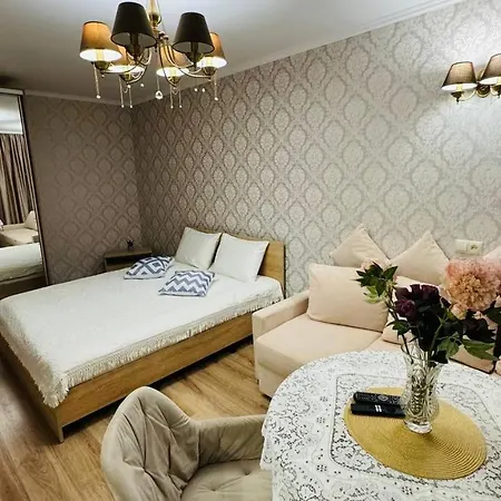 Apartment Near The Aquapark Lviv Exterior photo